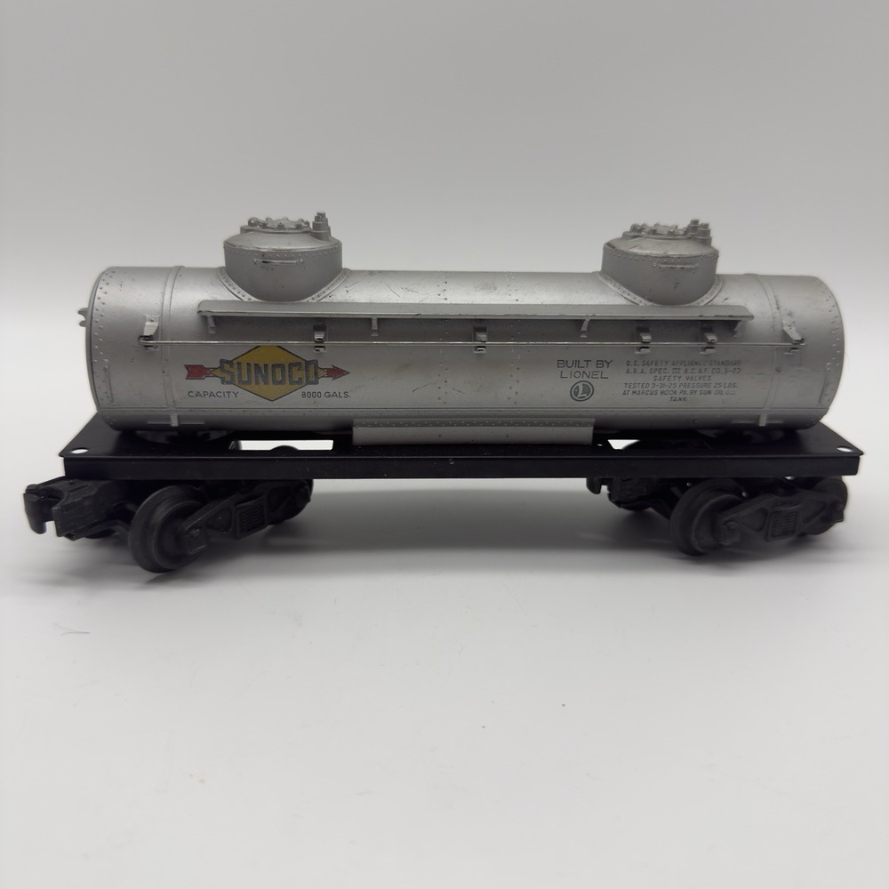 Lionel O Guage‎ Sunoco 2-Dome Tank Car Model #6465 Produced Between 1948 - 1956